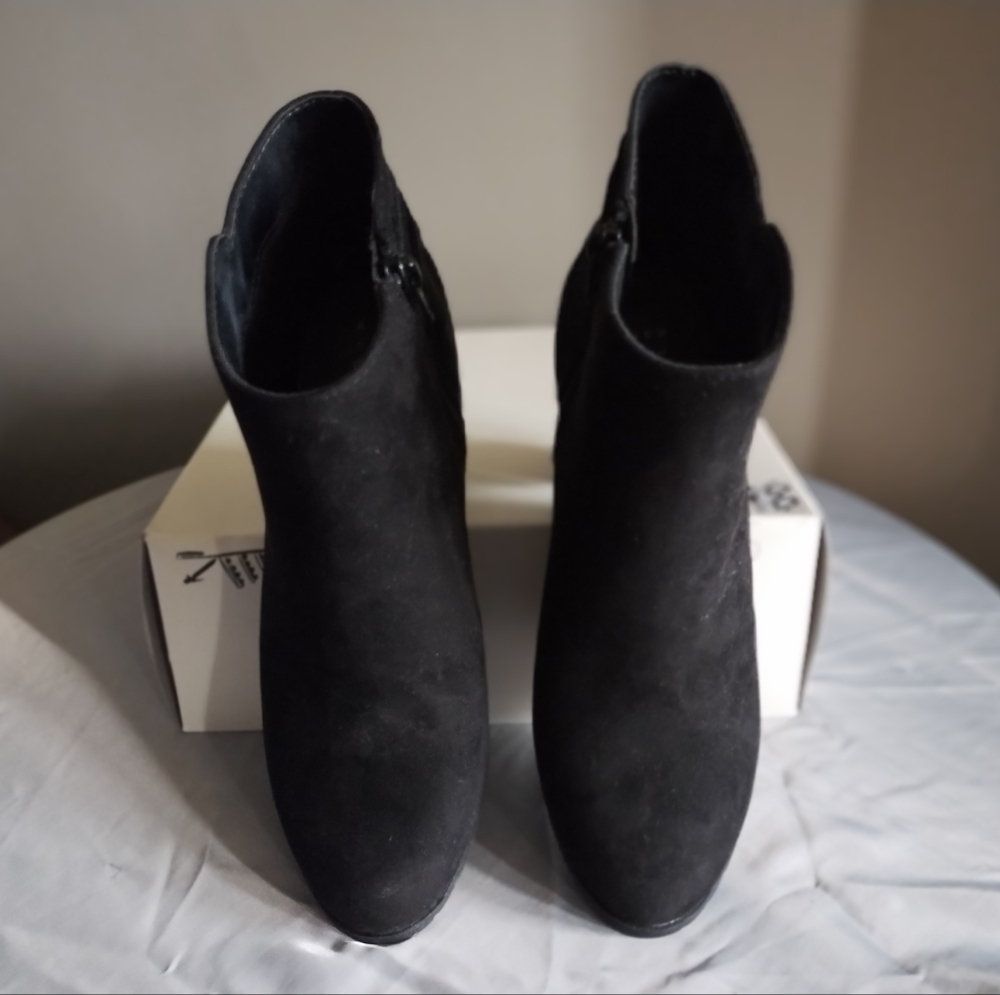 Suede Ankle boots